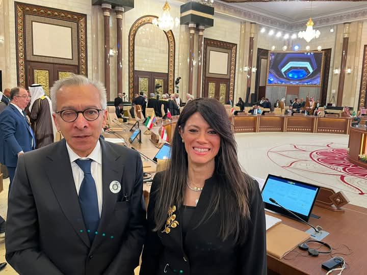 fb_img_17475878826402852353859391513111 وزيرة التخطيط والتنمية الاقتصادية والتعاون الدولي ووزير الاقتصاد والتجارة اللبناني يبحثان ترتيبات الدورة العاشرة للجنة العليا المشتركة بين مصر ولبنان