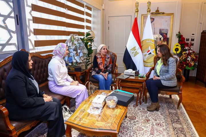 fb_img_17475882111221560129646690908043 وزيرة التنمية المحلية تبحث مع وفد مؤسسة "حياة كريمة" مجالات التعاون المشترك بالمحافظات