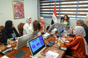 fb_img_17475882143685776664077897964369-300x200 وزيرة التنمية المحلية تبحث مع وفد مؤسسة "حياة كريمة" مجالات التعاون المشترك بالمحافظات