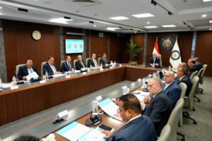 fb_img_17476438080133574789491136124385-300x200 وزير البترول والثروة المعدنية خلال الجمعية العامة لشركة الحفر المصرية