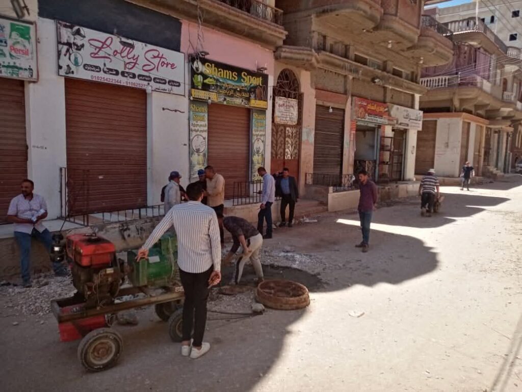 fb_img_17478265898632474717821435349580-1024x768 محافظ كفرالشيخ: رفع كفاءة وتطوير مطابق الصرف الصحى بشارع العرب بمسير تمهيدًا لرصفه ضمن مشروعات الخطة الاستثمارية
