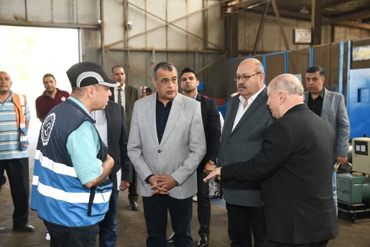 fb_img_17479166968072994435561186707381 وزير الدولة للإنتاج الحربي يفاجيء شركة حلوان لمحركات الديزل (مصنع 909 الحربي)