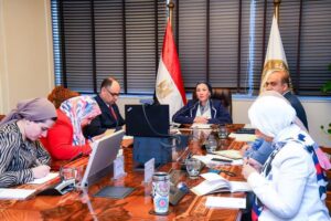 fb_img_174807667240550609585869476562-300x200 وزيرة البيئة ونظيرتها الفرنسية تناقشان تعزيز ملف مواجهة التلوث البلاستيكي