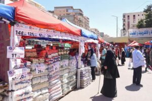 fb_img_17483551274678812325367338807884-300x200 وزير التموين ورئيس جهاز مستقبل مصر ومحافظ الإسكندرية يتفقدون سوق اليوم في أبو يوسف بالعجمي بمحافظة الإسكندرية