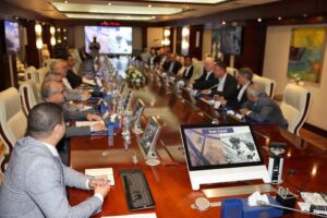 fb_img_17485216898302568381379568413314-300x200 قناة السويس تعقد اجتماعًا موسعًا مع الاتحاد الدولي للتأمين البحري لبحث التطورات الإيجابية بالملاحة بالمنطقة