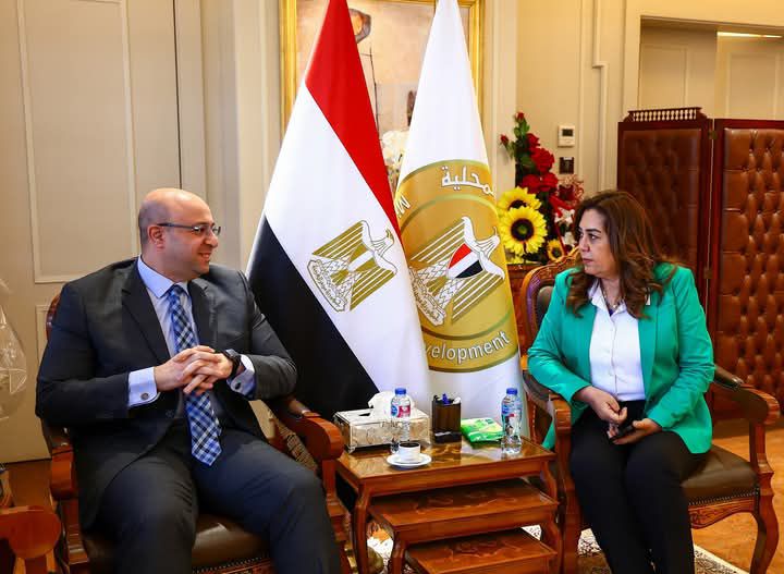fb_img_1748521897487720355714378955498 وزيرة التنمية المحلية تتابع مع محافظ بني سويف الموقف التنفيذي لمشروعات "حياة كريمة" واستعدادات عيد الأضحي ونتائج المرحلة الأولى للموجة 26 لإزالة التعديات