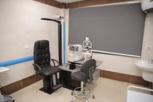 img-20250524-wa00139136269079081474002-300x200 رئيس جامعة يتابع اللمسات الأخيرة في العيادات الخارجية تمهيدًا لافتتاحها غدًا الأحد  ٢٥ مايو