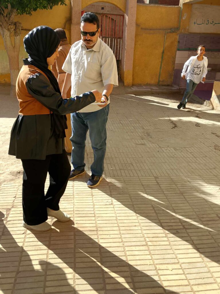 received_12377733910800746337566149389145804-768x1024 في اطار تشجيع الطلاب وتحفيزهم لاداء افضل في الامتحانات
