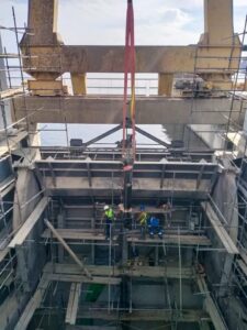 fb_img_17487654189433300728553578075042-225x300 وزير الري يتابع الموقف التنفيذي لمشروع تحديث أنظمة وأجهزة التشغيل والتحكم والمراقبة لمفيض قناطر اسنا الجديدة "المرحلة الثانية"