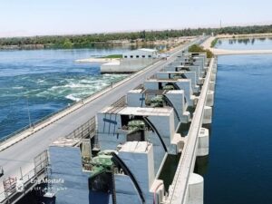 fb_img_17487654327856234661667357306858-300x225 وزير الري يتابع الموقف التنفيذي لمشروع تحديث أنظمة وأجهزة التشغيل والتحكم والمراقبة لمفيض قناطر اسنا الجديدة "المرحلة الثانية"