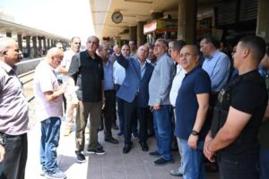 fb_img_1749496537851840157927309023715-300x200 للاطمئنان على اتخاذ كافة التدابير والإجراءات الخاصة باستقبال رحلات عودة الركاب من كافة أنحاء الجمهورية بالتزامن مع انتهاء اجازة عيد الأضحى المبارك بدءا من الغد