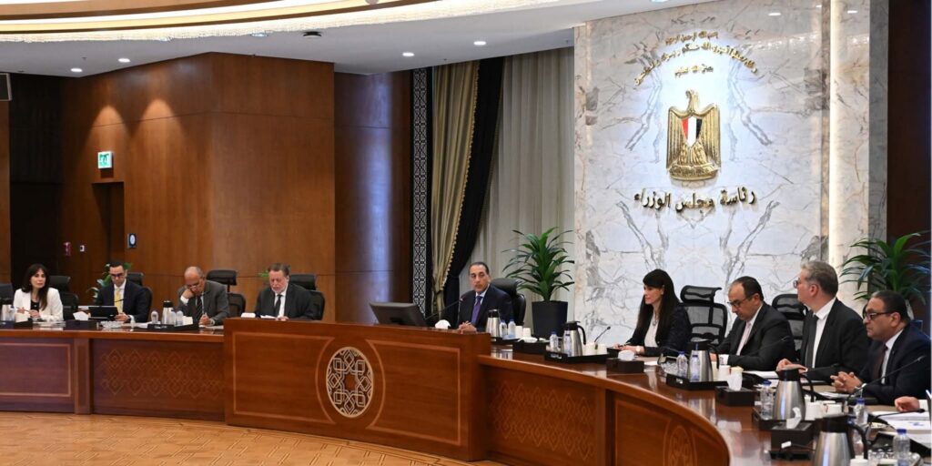 fb_img_17496569961188715897140544824706-1024x512 رئيس الوزراء يترأس لجنة الطروحات الحكومية