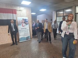 fb_img_1749734196218621987789125486387-300x225 في زيارة مفاجئة..■ وزير الكهرباء والطاقة المتجددة يتفقد مستشفى الكهرباء بمنطقة ألماظة ويجري حوارات مع العاملين والمرضى