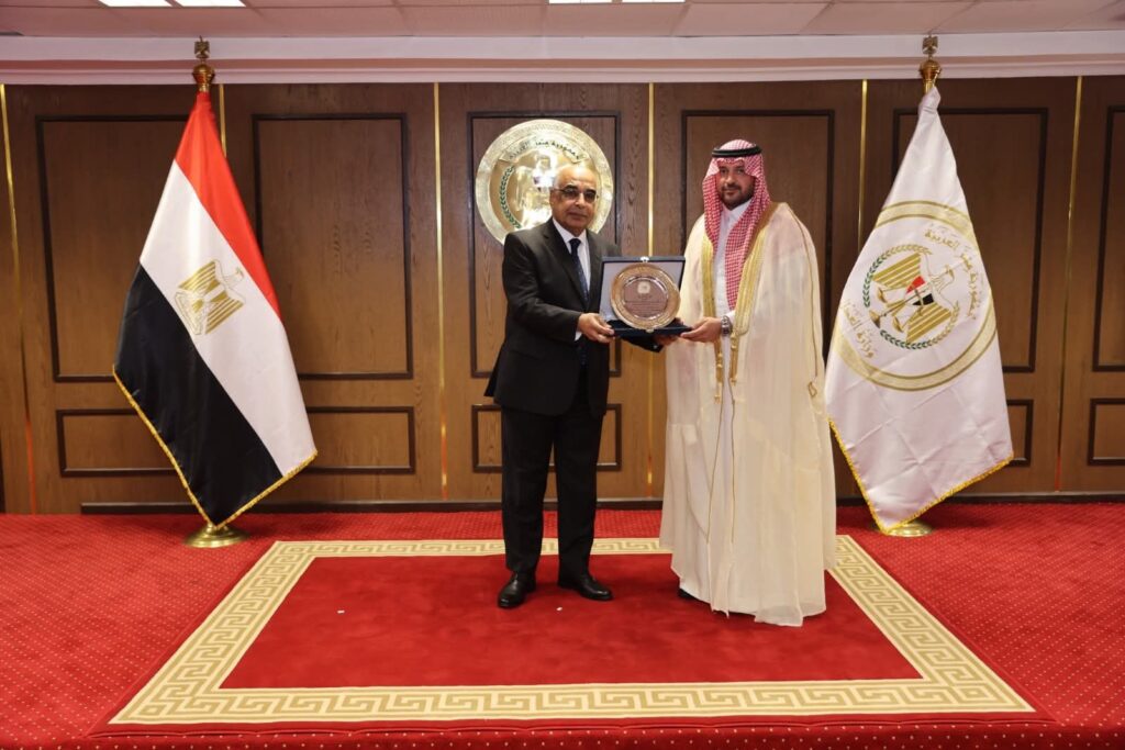 fb_img_17497400466188754932890594176135-1024x683 وزير العدل يشهد ختام فعاليات الدورة التدريبية لقادة القضاء العسكري