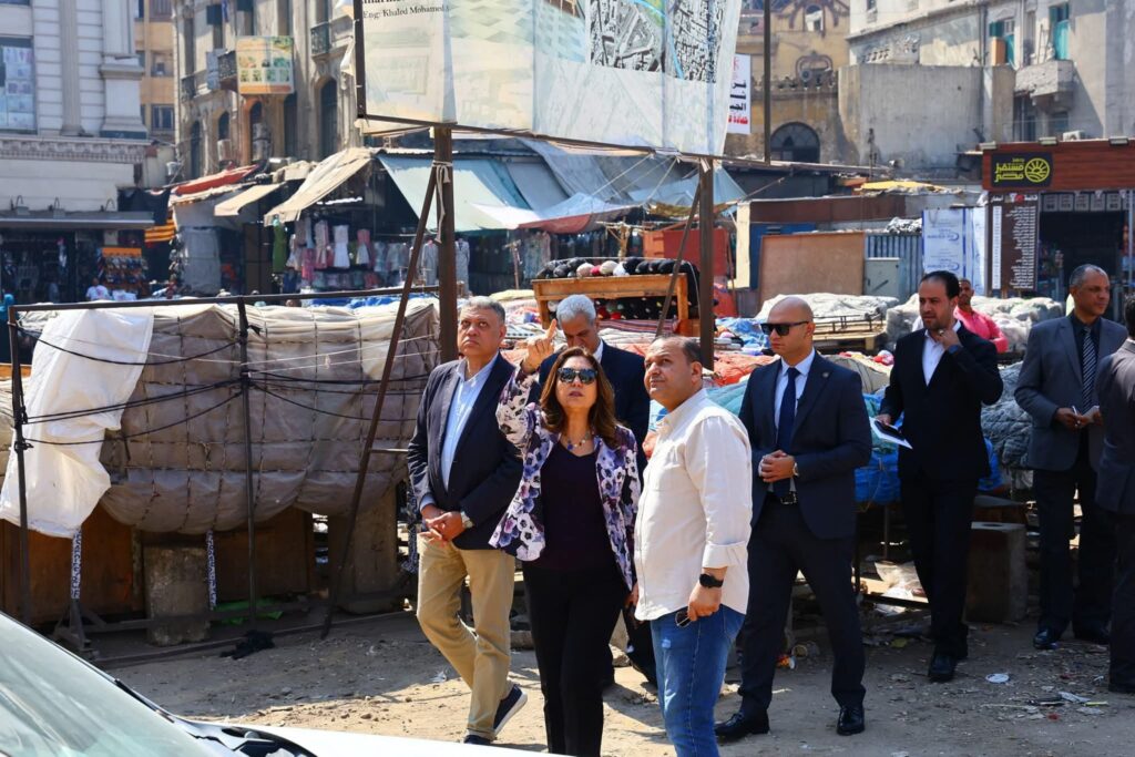 fb_img_17499818358943488954040712212421-1024x683 وزيرة التنمية المحلية تتفقد أعمال تنفيذ المرحلة الأولى من تطوير سوق العتبة بحي الموسكي بالقاهرة وتلتقي مع عدد من أصحاب المحلات التجارية