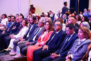 fb_img_1750097951588609706108077589053-300x200 وزيرة التنمية المحلية تشارك في مؤتمر (هي تستطيع SHE Can) بكلية التعليم المستمر بالجامعة الأمريكية بالقاهرة