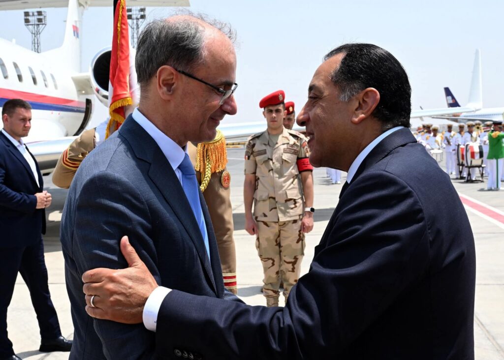 fb_img_17501600755596713995195885259951-1024x732 رئيس الوزراء يستقبل رئيس وزراء صربيا بمطار القاهرة الدولي