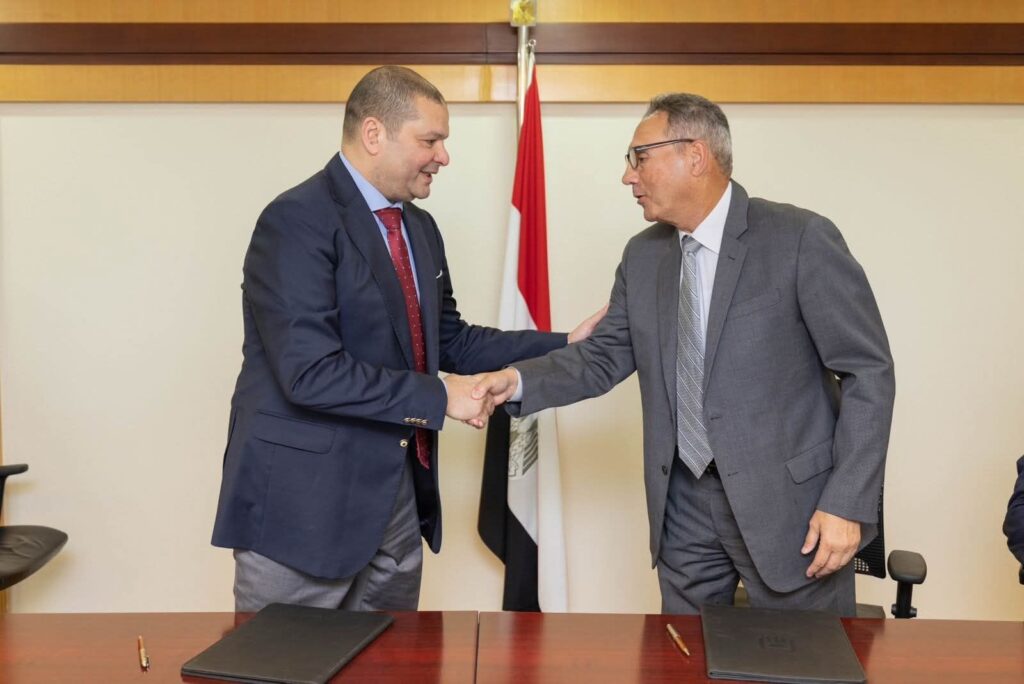 fb_img_17501842917744282808591946369976-1024x684 الهيئة العامة للتأمين الصحي الشامل توقع بروتوكول تعاون مع «اتحاد بنوك مصر»