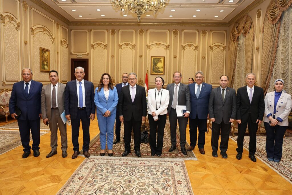 fb_img_17501847086841577821230232060440-1024x683 وزيرة التنمية المحلية تستعرض مشروعات البنية التحتية لمنظومة المخلفات أمام لجنة الإدارة المحلية بالنواب