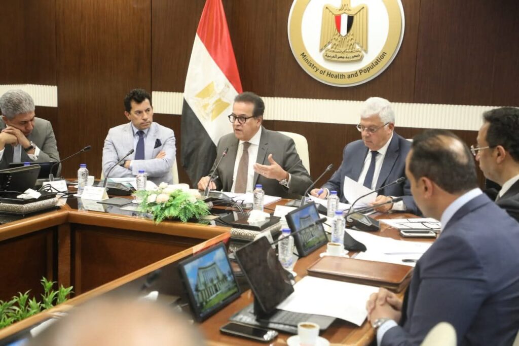 fb_img_17503208658572263977994119732567-1024x682 نائب رئيس مجلس الوزراء وزير الصحة والسكان يترأس الاجتماع الأول للمجلس الوطني للسياحة الصحية • "عبدالغفار": وضع ضوابط وآليات خاصة لتنظيم السياحة الصحية ورفع كفاءتها كونها تمثل صناعة اقتصادية تساهم في الدخل القومي المصري