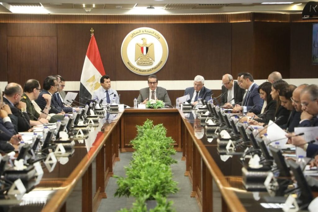 fb_img_17503208695353000918598659104400-1024x682 نائب رئيس مجلس الوزراء وزير الصحة والسكان يترأس الاجتماع الأول للمجلس الوطني للسياحة الصحية • "عبدالغفار": وضع ضوابط وآليات خاصة لتنظيم السياحة الصحية ورفع كفاءتها كونها تمثل صناعة اقتصادية تساهم في الدخل القومي المصري