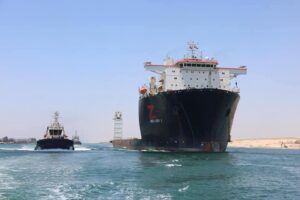 fb_img_17505097457326209278580177969034-300x200 الفريق أسامة ربيع:"تعاملنا بشكل فوري واحترافي مع حادث جنوح سفينة الغطس RED ZED1"