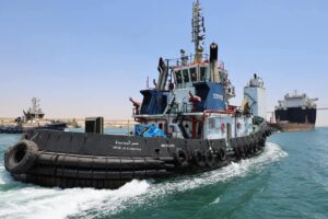 fb_img_17505097487667594687422853105945-300x200 الفريق أسامة ربيع:"تعاملنا بشكل فوري واحترافي مع حادث جنوح سفينة الغطس RED ZED1"