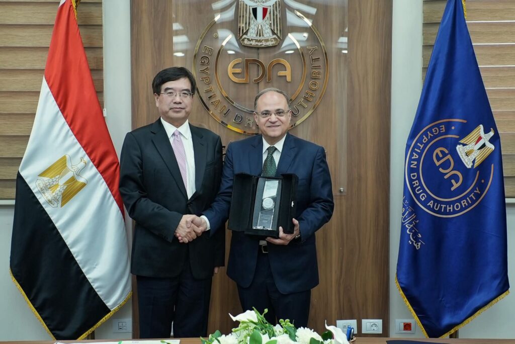 fb_img_17505831213092548901118182711877-1024x684 رئيس هيئة الدواء يستقبل وفد الإدارة الوطنية للمنتجات الطبية بجمهورية الصين الشعبية