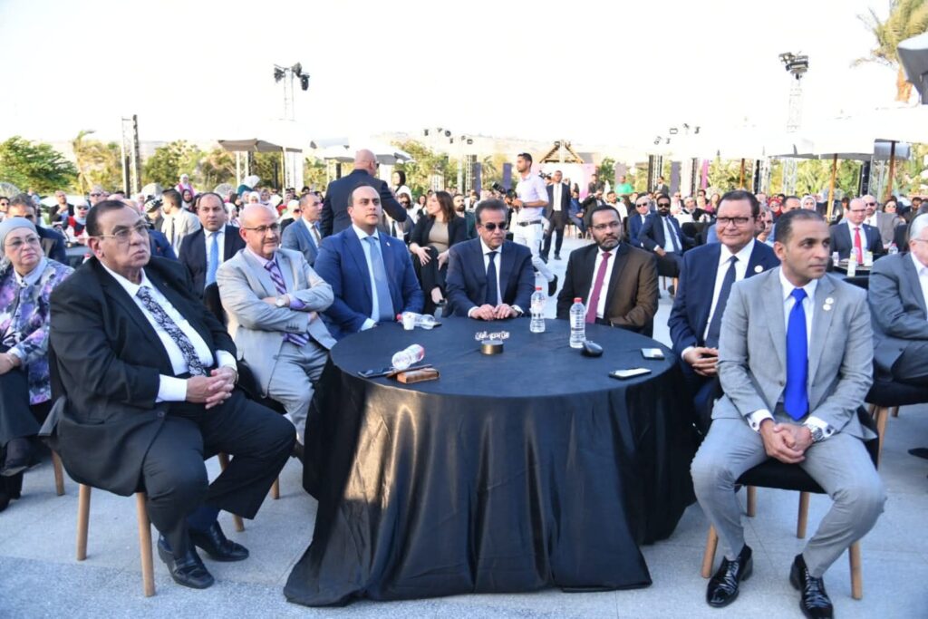 fb_img_17506661089394674559626616591930-1024x683 نائب رئيس مجلس الوزراء وزير الصحة يشهد احتفالية مرور عامين على إطلاق مبادرة رئيس الجمهورية للكشف المبكر وعلاج الأورام السرطانية