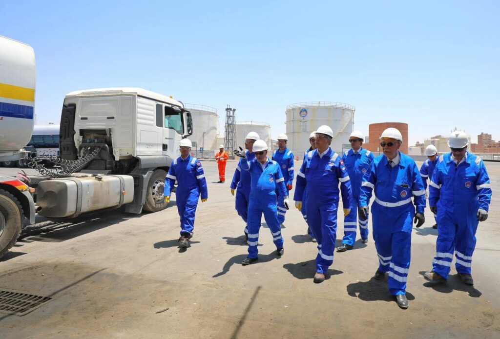 fb_img_17506897391162764459662008181190-1024x695 جولة ميدانية لمتابعة منظومة الشحن والتوزيع البترولي في السويس