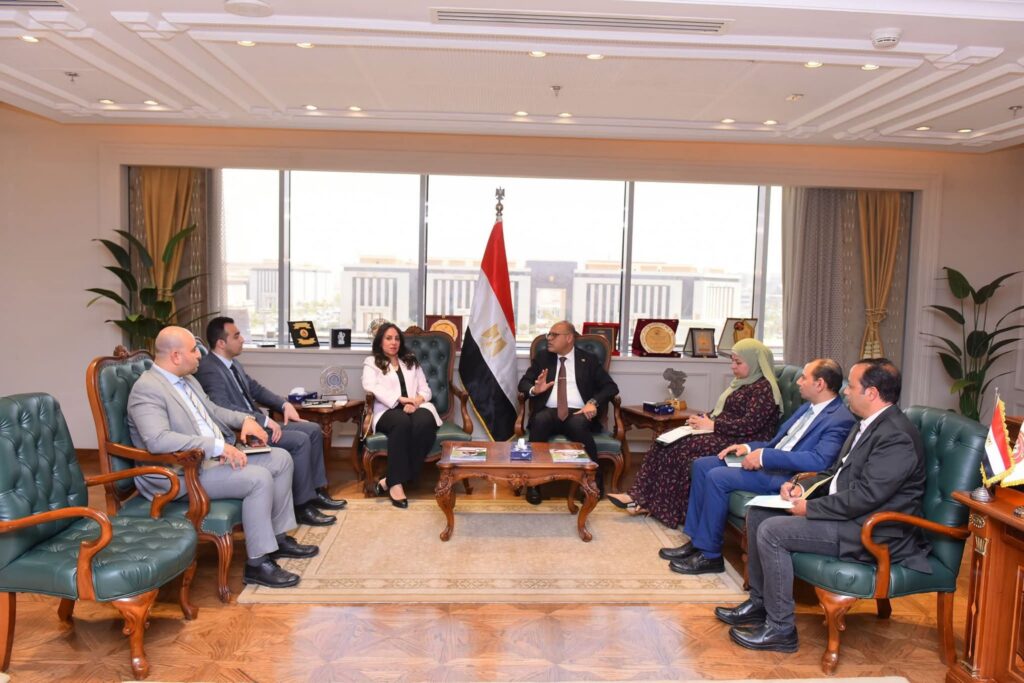 fb_img_17506906502514095912228293988091-1024x683 وزير العمل يستعرض مع وفد "إبدأ لتنمية المشروعات" ما تم إنجازه في تطوير 5 مراكز تدريب مهني بالمحافظات - دراسة إمكانية توفير تدريبات لغة للعمالة الفنية المؤهلة للعمل بسوق العمل الإقليمي والدولي.. وتوأمة مع الجامعات التكنولوجية والشركات الكبرى