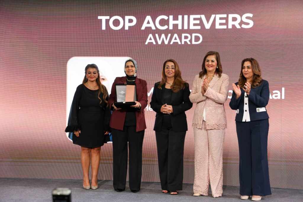 fb_img_17507542270717125033697068322621-1024x683 قمة "مصر للأفضل" تمنح وزيرة التنمية المحلية جائزة «الإنجاز الوطنية» لعام 2024 تقديرًا لجهودها في دعم مسار التنمية والاستقرار الاقتصادي