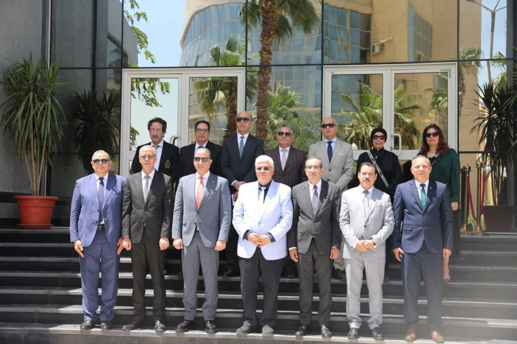 fb_img_17507543193445589744349608048593-1024x682 وزير التعليم العالي يعقد اجتماعًا مع رؤساء الجامعات الحكومية المنبثقة منها جامعات أهلية جديدة (12)بجامعة الفيوم الأهلية
