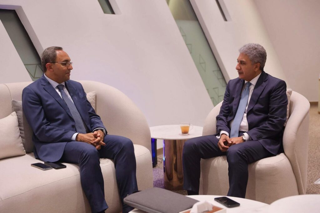 fb_img_17507601421407411487832688595625-1024x683 وزير السياحة والآثار يلتقي بمحافظ قنا لبحث سبل التعاون المشترك للترويج للمقومات والمنتجات السياحية بالمحافظة