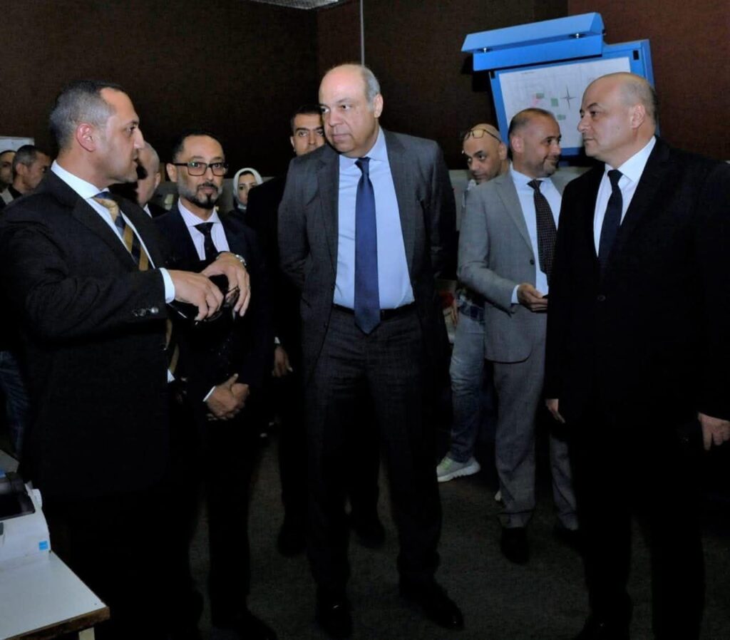 fb_img_17507820531822691582643172252177-1024x898 خلال زيارة وزير الطيران المدني والمدير الإقليمي للإيكاو لمركز القاهرة للملاحة الجوية..