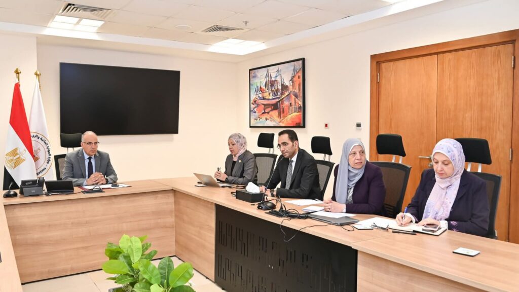 fb_img_17508348200362758356817237176647-1024x576 وزير الري يبحث مع أمين عام صندوق تطوير التعليم مقترح تنفيذ مشروع إنشاء "جامعة الغذاء"