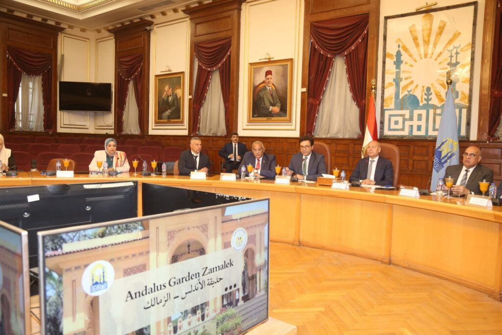 fb_img_17508363584593937571939720336580-1024x683 وزير الثقافة يلتقي محافظ القاهرة لبحث التعاون في استعادة مكانة العاصمة الثقافية وسبل إحياء منطقة المسارح بالعتبة وتحويل حديقة الأندلس إلى مركز إشعاع فني وثقافي