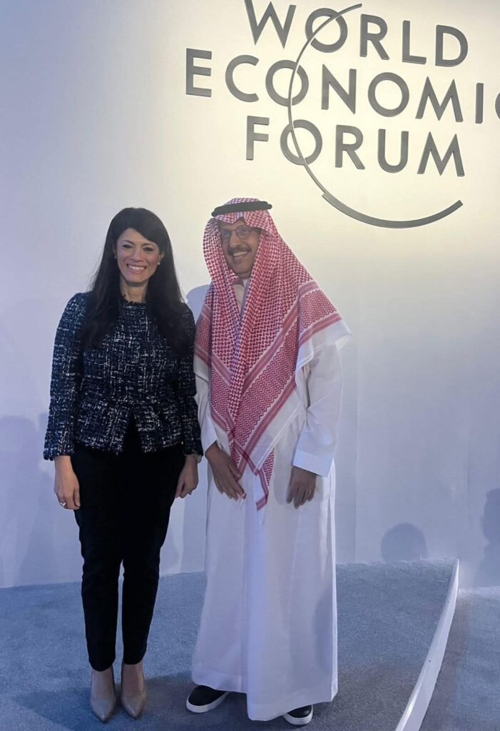 fb_img_17508409914476878318587901332391-701x1024 وزيرة التخطيط والتنمية الاقتصادية والتعاون الدولي تعقد اجتماعين مع العضو المنتدب للمنتدى الاقتصادي العالمي ورئيس شركة “أكوا باور” لمناقشة أوجه التعاون المُشترك