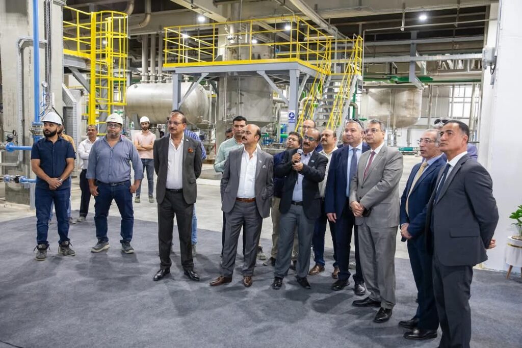 fb_img_17509220892727616894102086959258-1024x683 رئيس اقتصادية قناة السويس يلتقي 30 سفيرًا من رؤساء البعثات الدبلوماسية والقنصلية المصرية بالخارج