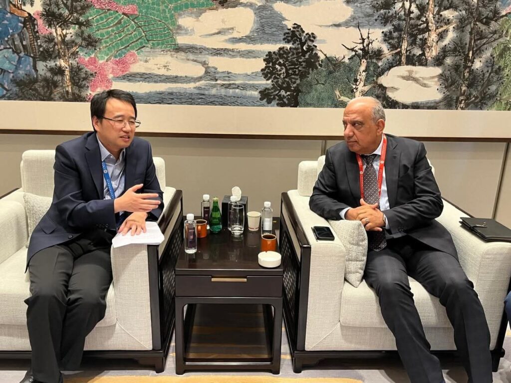 fb_img_17509665896993083812308153654161-1024x768 على هامش مشاركته في مؤتمر شنغهاي للطاقات المتجددة وحلول الطاقة النظيفة والتحول الطاقي بجمهورية الصين الشعبية..