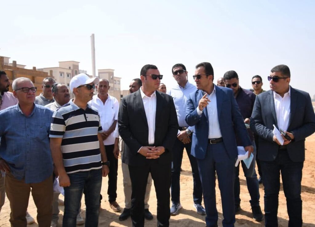 fb_img_17511004812916991910731392678761-1024x737 وزير الإسكان يبدأ جولة تفقدية بالعاشر من رمضان ويتفقد الطرق والمحاور ومشروع ديارنا السكني بالمدينة