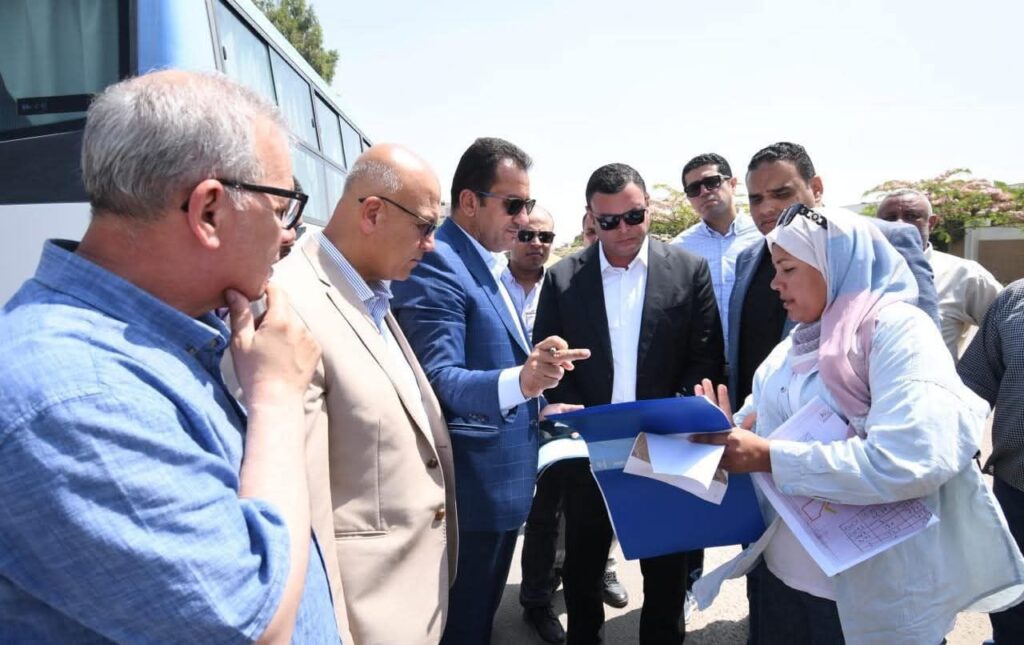 fb_img_17511040971976848579249126969076-1024x645 في ختام جولته بمدينة العاشر من رمضان:- وزير الإسكان يتفقد مشروع الإسكان الأخضر وتطوير شبكة الصرف الصناعي بالمنطقة الصناعية A1 والمرحلة الثانية بمحطة مياه شرب رقم ٣
