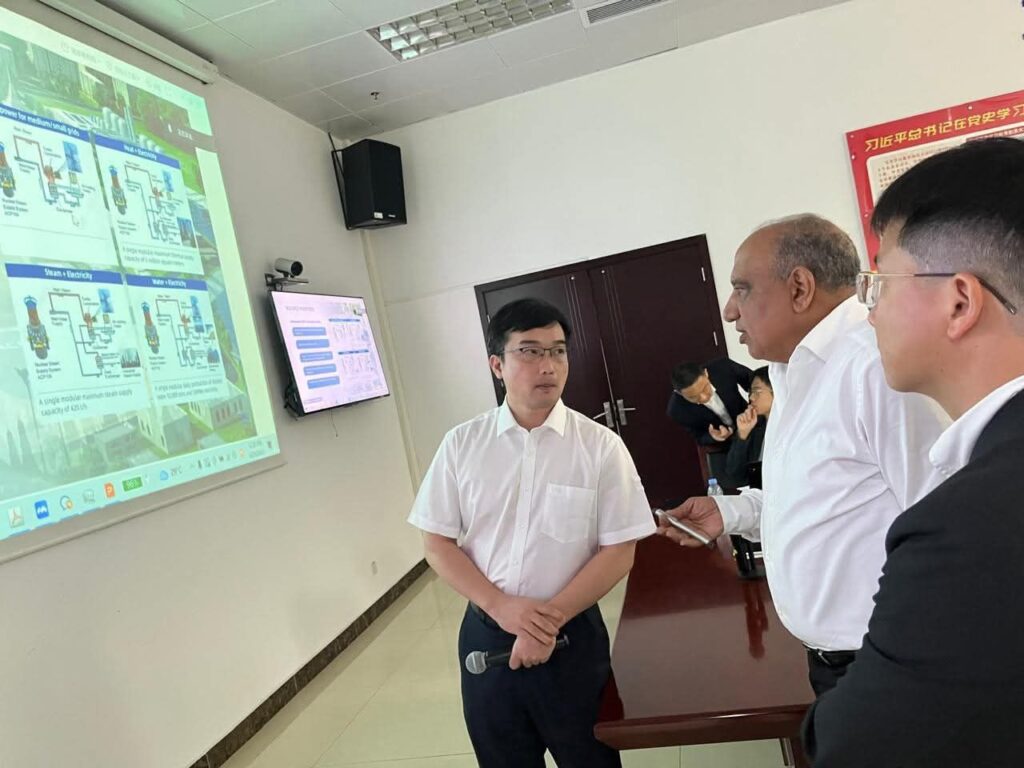 fb_img_17511052451447675037249421429522-1024x768 وزير الكهرباء يزور شركة شبكة كهرباء جنوب الصين الدولية لبحث التعاون فى بناء محطةضخ وتخزين المياه