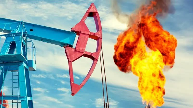 fb_img_17512633920877285782971521104442 تراجع أسعار النفط 1% مع انحسار التوتر في الشرق الأوسط