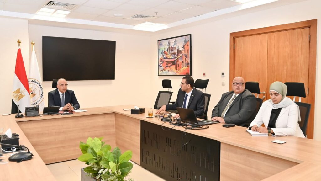 fb_img_17513524950791902428617756623715-1024x577 وزير الري يتابع إجراءات تأسيس متحف للري بمبنى الوزارة بالعاصمة الإدارية● عرض المقتنيات التاريخية الخاصة بالري بصورة متحفية ملائمة وعمل كود لكل قطعة