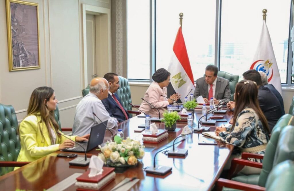 fb_img_17513538344366556515516922037194-1024x667 نائب رئيس الوزراء وزير الصحة يشهد توقيع بروتوكول بين الوزارة وغرفة مقدمي الرعاية الصحية بالقطاع الخاص لتطبيق مبادرة «الألف يوم الذهبية» وتحسين خدمات صحة الأم والطفل