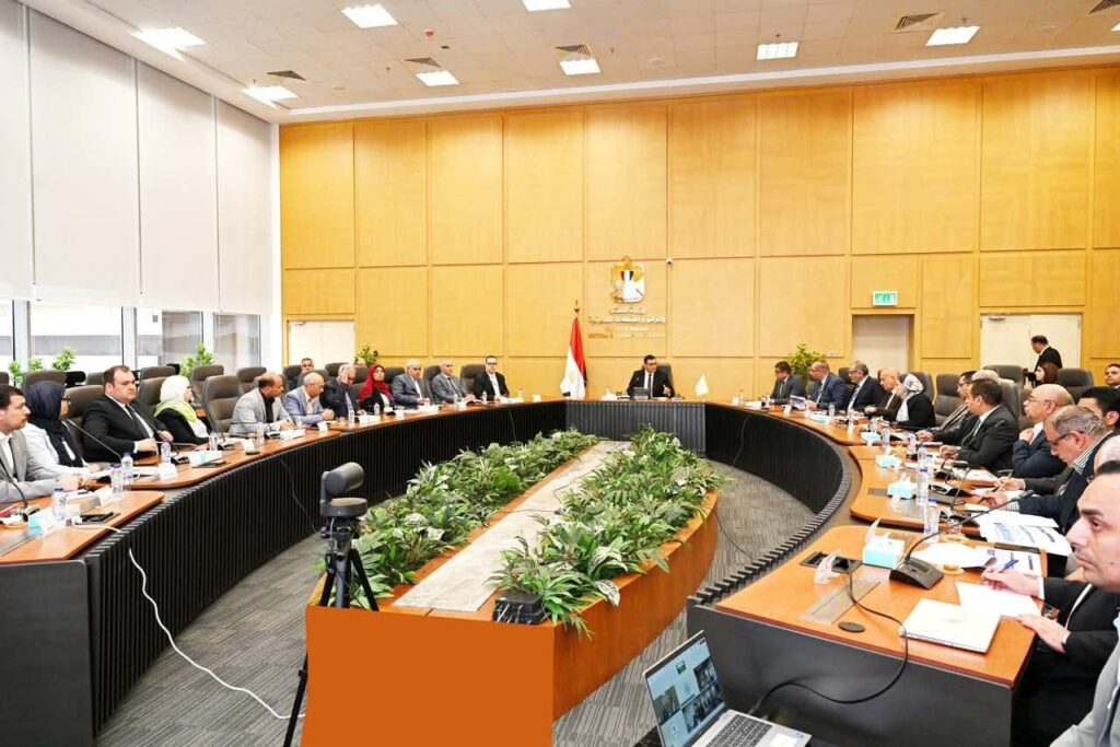 fb_img_17514402176342870860659947886592-1024x683 وزير الإسكان يتابع موقف توفيق الأوضاع بالأراضي المنضمة لأحوزة عددٍ من المدن الجديدة● ويوجه بضرورة وضع خطط زمنية محددة وآليات مناسبة لسرعة انهاء ملف التقنين في المدن والمتابعة بكل دقة وحزم