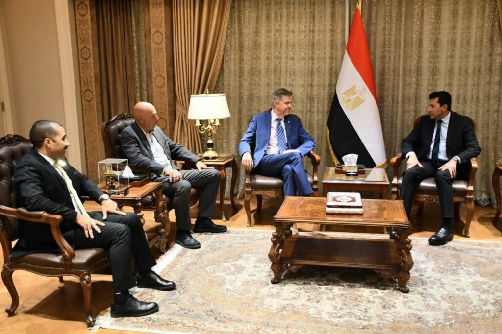 fb_img_17514503712858774329235541452826-1024x682 على هامش حضوره لمصر لمتابعة تنظيم مصر لسلسلة كأس العالم للخماسي الحديث..⚫️ وزير الرياضة يلتقي رئيس الاتحاد الدولي للخماسي الحديث