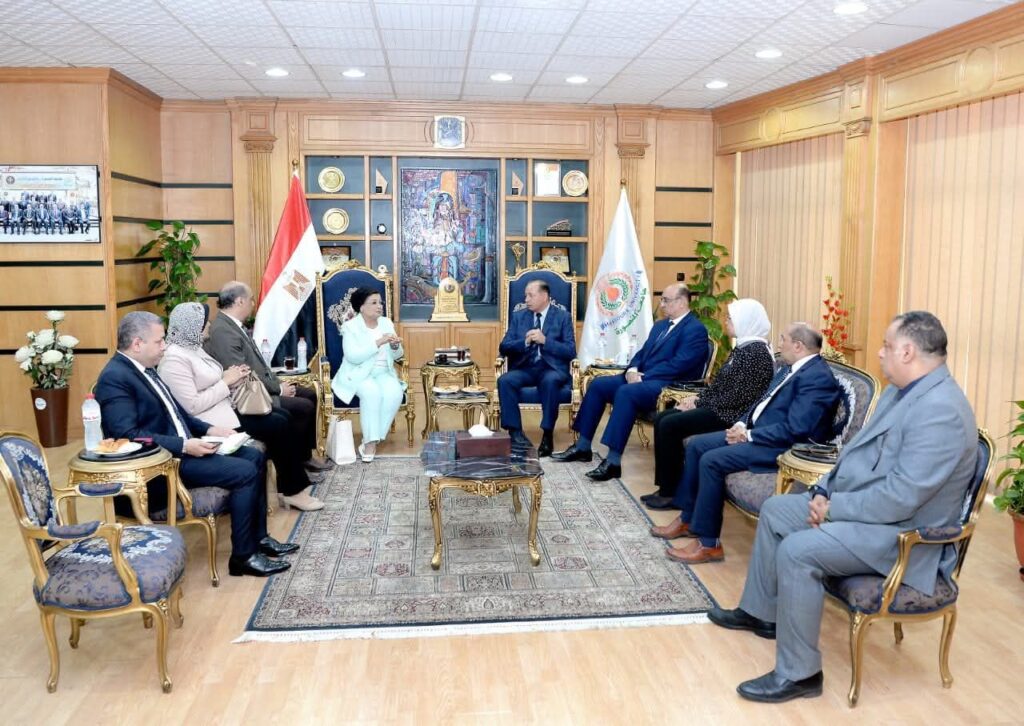 fb_img_17514508668993096144981515063205-1024x726 بيان صادر عن وزارة الصحة والسكان: