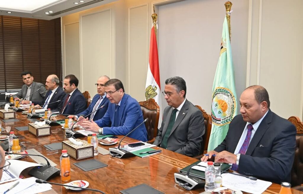 fb_img_1751528885482413997432676404267-1024x657 وزراء الزراعة والري والتموين ورئيس جهاز مستقبل مصر يناقشون سُبل تطوير زراعة محصولى قصب وبنجر السكر و زيادة الإنتاجية
